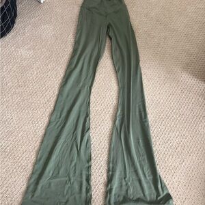 Women's Green Flared Yoga Pants